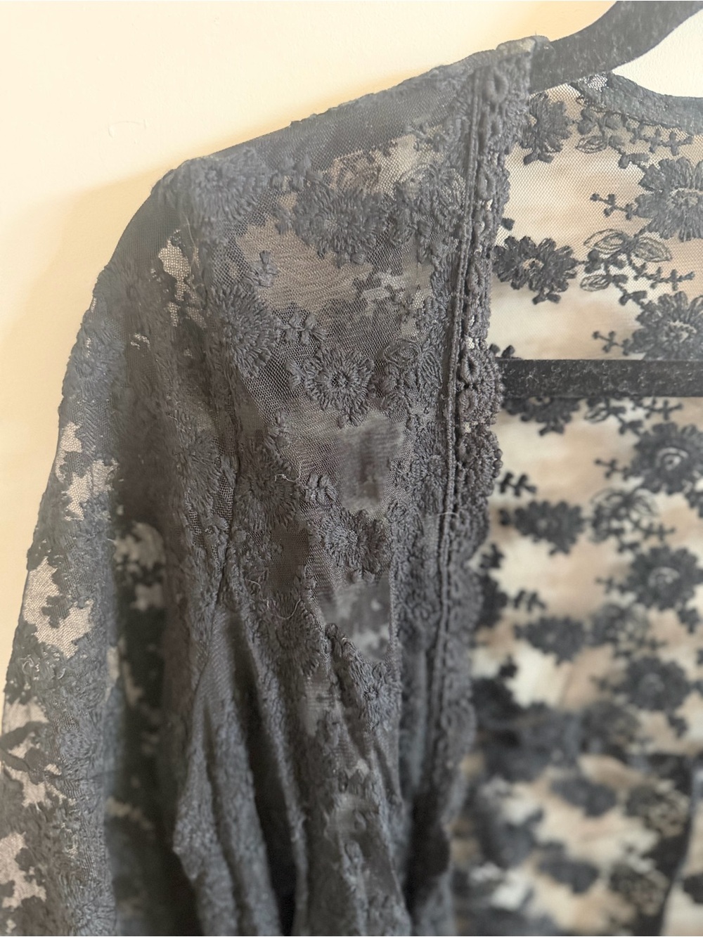 Cotton Rye Black Lace Kimono with Bell Sleeves - Picture 4 of 15